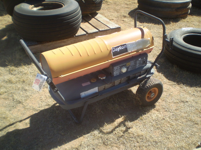 Kerosene space heater